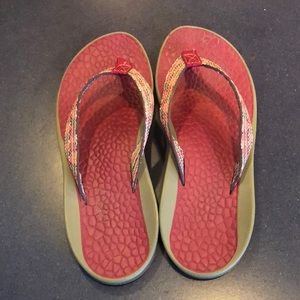 Pink Chaco Flip Flop W Size 8